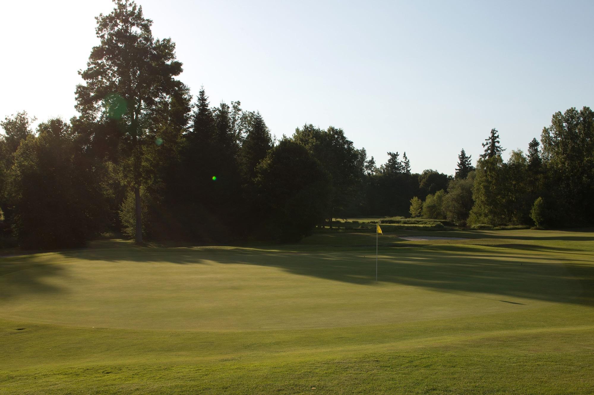 Domaine Et Golf De Vaugouard - La Maison Younan Fontenay-sur-Loing Exteriér fotografie